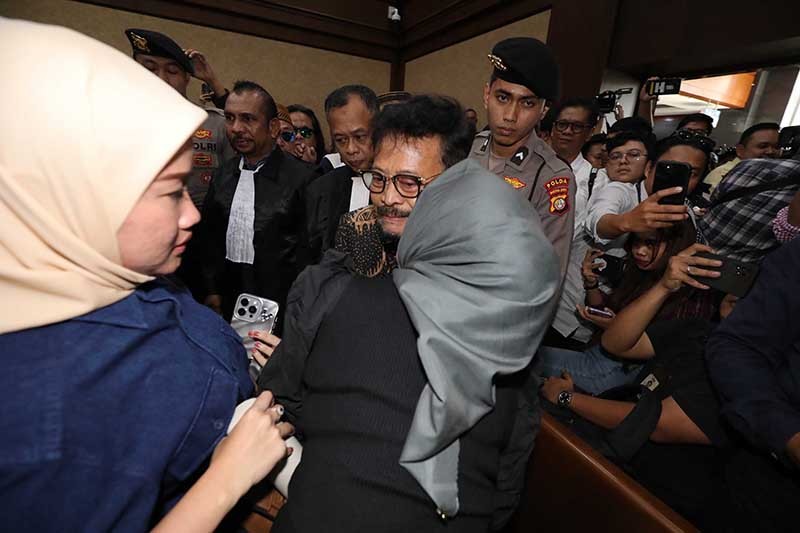Ekspresi Syahrul Yasin Limpo Divonis 10 Tahun Penjara - Bagian 6