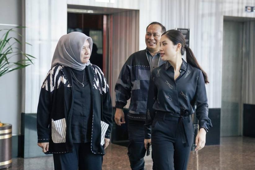Wamenparekraf Angela Tanoesoedibjo Buka Forum Koordinasi Industri Pariwisata 2024 - Bagian 5
