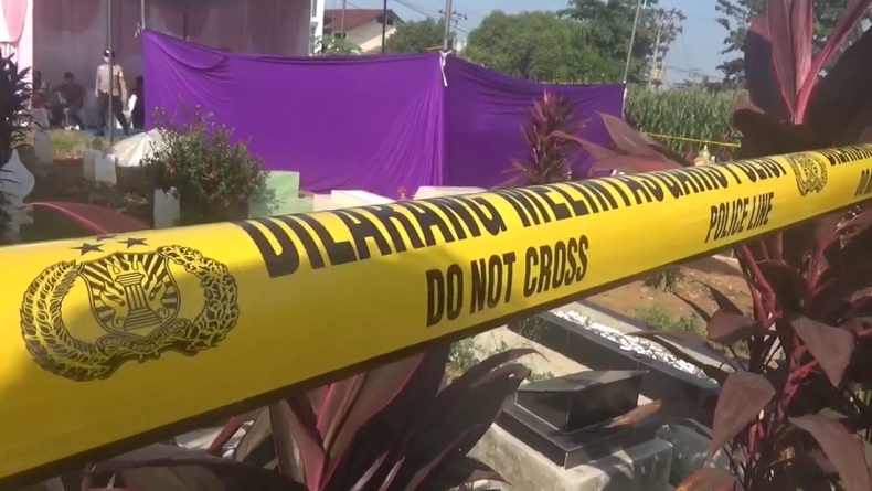 title Polisi Bongkar Makam Korban Duel Maut di Kota Metro Lampung Polisi Bongkar Makam Korban Duel Maut di Kota Metro Lampung