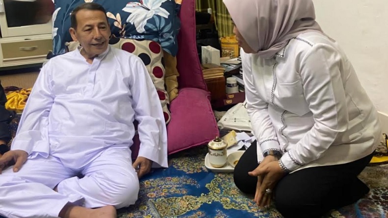 Minta Restu Habib Luthfi Maju Pilkada Jateng, Eko Suwarni Diberi Air yang Telah Didoakan