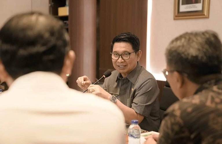 Sekda Badung Pimpin Rapat Rencana Pembangunan MRT, Groundbreaking September 2024