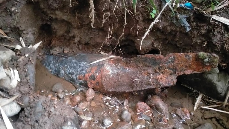 Malang Heboh, Pemulung Temukan Torpedo Aktif Peninggalan Jepang di Sungai