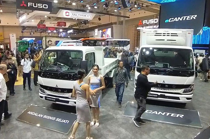 Penampakan Truk Listrik Mitsubishi Fuso eCanter di GIIAS 2024  - Bagian 4