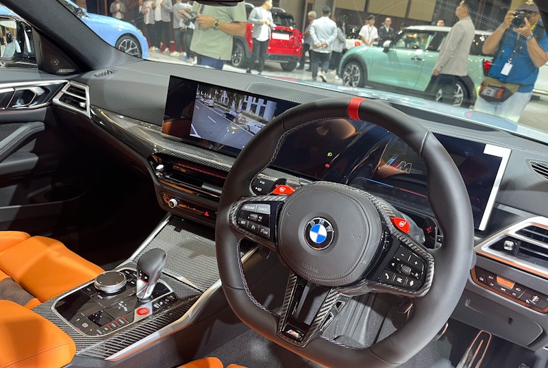 Tampilan Mobil BMW M4 Terbaru Dibanderol Rp2,5 Miliar - Bagian 3
