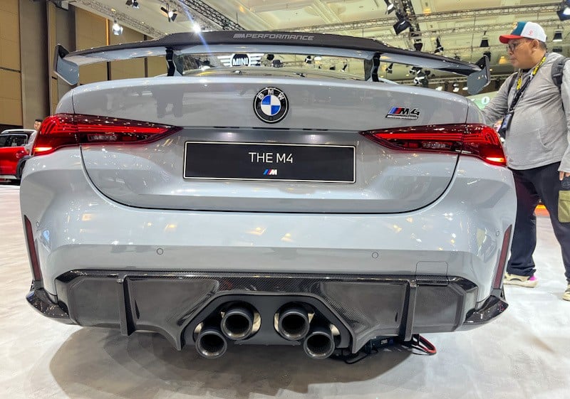 Tampilan Mobil BMW M4 Terbaru Dibanderol Rp2,5 Miliar - Bagian 4