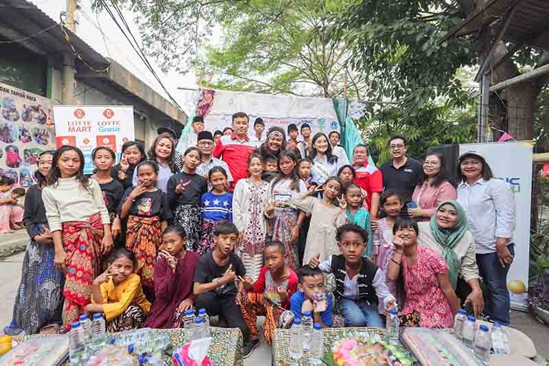 Momen Miss Indonesia 2024 dan MNC Peduli Kunjungi Anak-Anak Sanggar Seni Trotoar Koja - Bagian 4