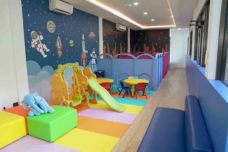 Perkuat Produktivitas Pegawai Kemenparekraf, Wamenparekraf Angela Tanoesoedibjo Resmikan Fasilitas Daycare  - Bagian 5