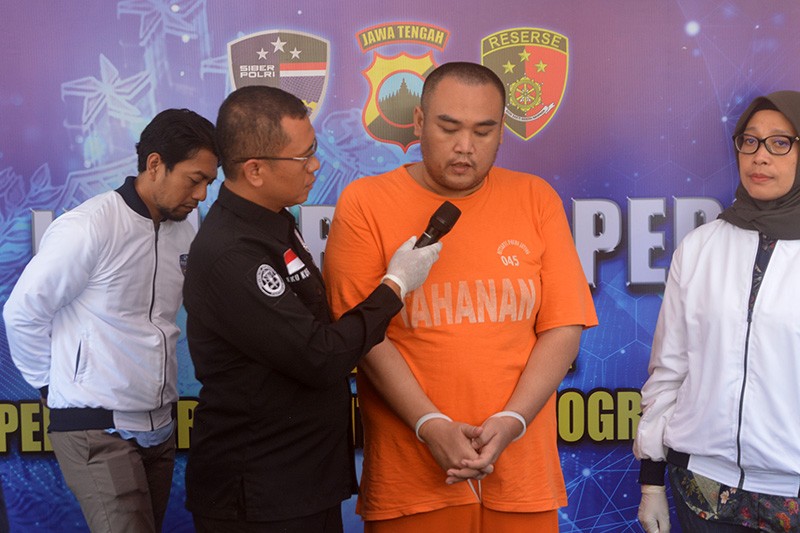 Tampang Penjual Video Porno Anak Beromzet Rp12 Juta per Bulan - Bagian 2