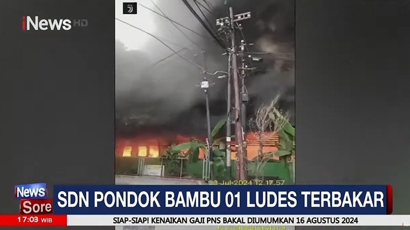 Kebakaran Sekolah Dasar Negeri 01 di Kawasan Duren Sawit, 18 Ruangan Ludes