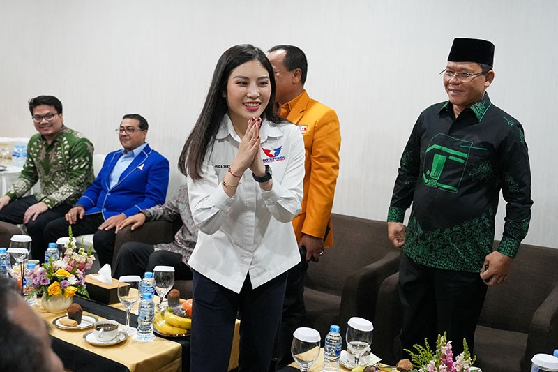 Momen Ketua Harian DPP Partai Perindo Angela Tanoesoedibjo Hadiri Harlah ke-26 PKB - Bagian 1