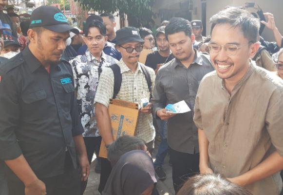 Gibran Dampingi Gusti Bhre Blusukan ke Warga, Sinyal Dukungan di Pilwalkot Solo?