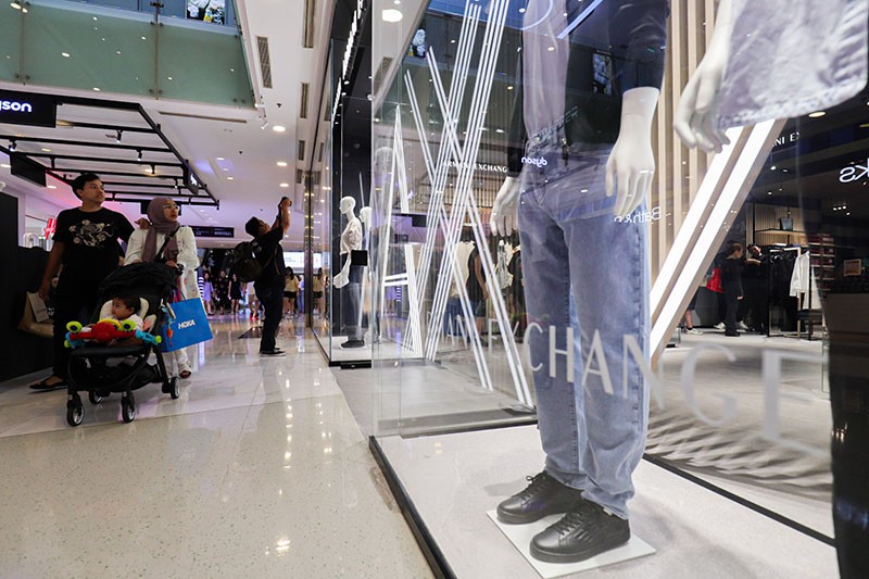 Brand Fashion Karya Desainer Italia Buka Gerai Pertama di Indonesia  - Bagian 5