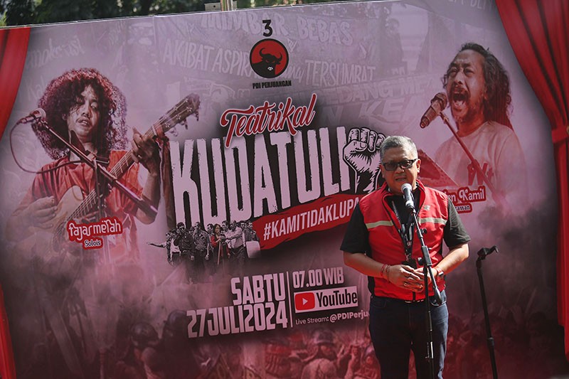 Tabur Bunga Peringati Peristiwa Kudatuli - Bagian 3