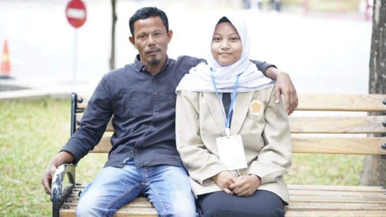 Kisah Inspiratif Arnia, Anak Buruh Tani asal Aceh Masuk Teknik Nuklir UGM