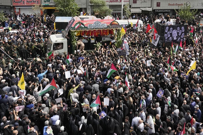 Pemakaman Pemimpin Hamas Ismail Haniyeh Diiringi Ribuan Rakyat Iran - Bagian 1