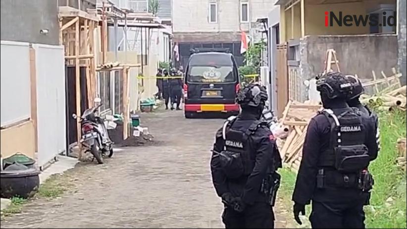 Densus 88 Ciduk Terduga Teror Bom di Kota Batu