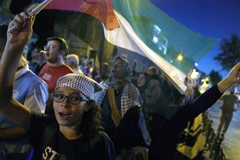 Warga Turki Murka, Turun ke Jalan Kutuk Pembunuhan Pemimpin Hamas Ismail Haniyeh - Bagian 3