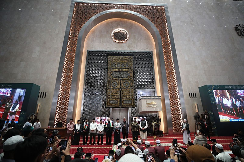 Suasana Sholat Gaib untuk Pemimpin Hamas Ismail Haniyeh di Masjid Istiqlal - Bagian 5