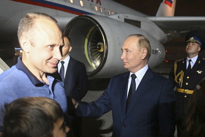 AS - Rusia Sepakat Tukar Tahanan, Terbesar Dalam Sejarah Pasca Uni Soviet - Bagian 4