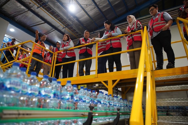 Melihat Produksi Air Minum dalam Kemasan dari Hulu ke Hilir - Bagian 4