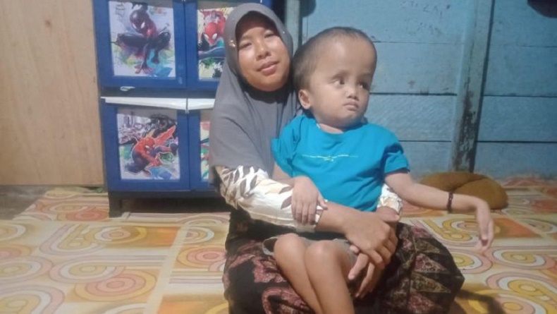 Pilu! Anak Kedua Susi Susanti Hanya Bisa Terbaring karena Derita Hidrosefalus