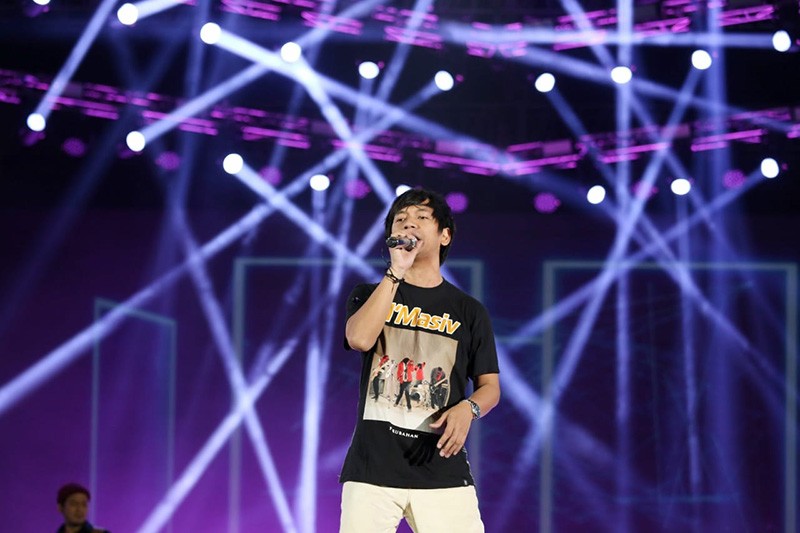 Penampilan D'Masiv Sukses Guncang Panggung LMAC Super Hitz Fest 2024 - Bagian 3