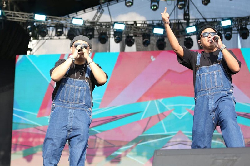 T-Five Buka Keseruan LMAC 2024, Ajak Penonton Bernyanyi lewat Lagu Hits - Bagian 2
