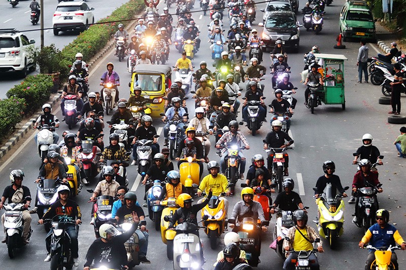 Momen Bakal Calon Wali Kota Tangerang Sachrudin Konvoi Motor Menyapa Warga - Bagian 3