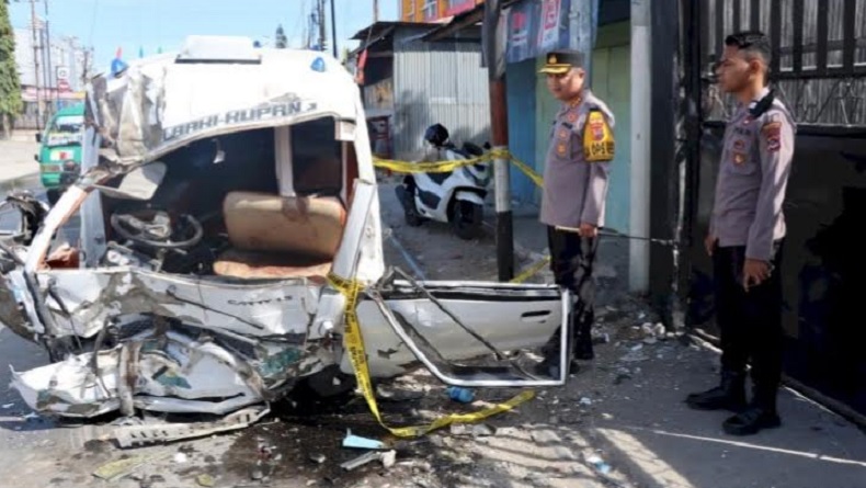 Jumlah Korban Tewas Tabrakan Mobil dengan Motor di Kupang Bertambah Jadi 4 Orang