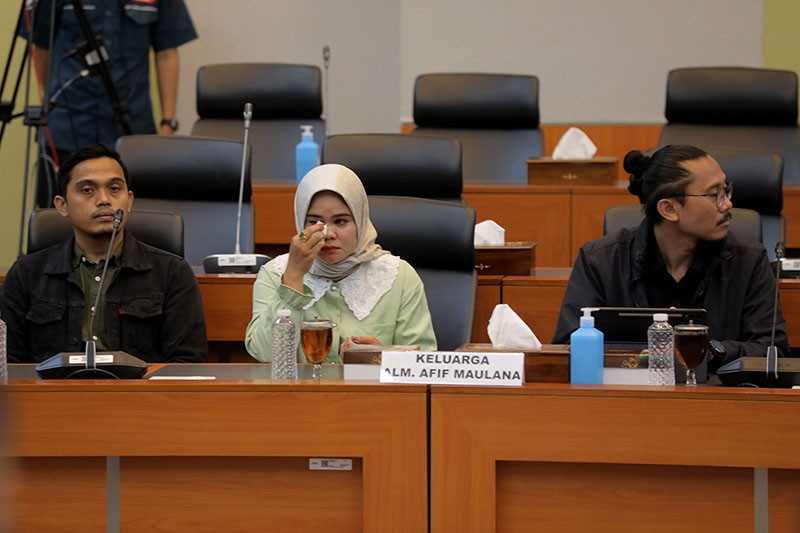 Mencari Keadilan, Keluarga Almarhum Afif Maulana Mengadu ke DPR - Bagian 2