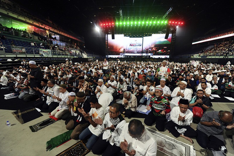 Ribuan Rakyat Malaysia Doa Bersama untuk Keselamatan Palestina - Bagian 2