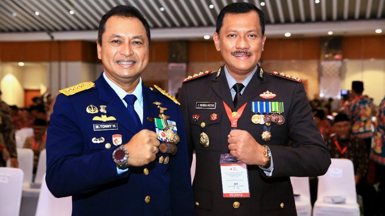 131 Kali Donor Darah, Kabid Humas Polda Kepri Sabet Penghargaan Satyalancana Kebaktian Sosial