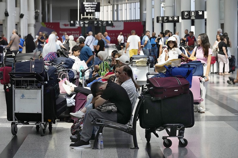 Ketegangan Israel-Lebanon Meningkat, Sejumlah Penerbangan Komersial Dibatalkan - Bagian 1
