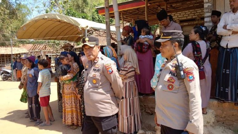 Polisi Selidiki Pembunuhan di Bangkalan, Korban Dihabisi saat Tidur di Teras Rumah