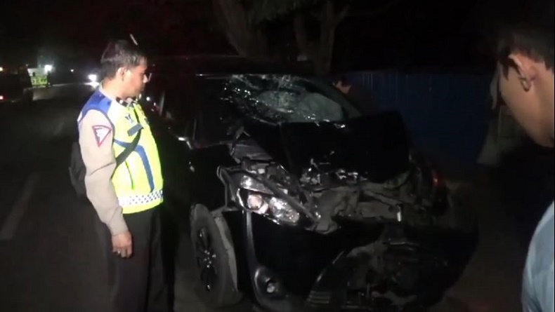 title Kecelakaan Maut Motor Tabrakan dengan Mobil di Gowa, 1 Orang Tewas 1 Kritis Kecelakaan Maut Motor Tabrakan dengan Mobil di Gowa, 1 Orang Tewas 1 Kritis