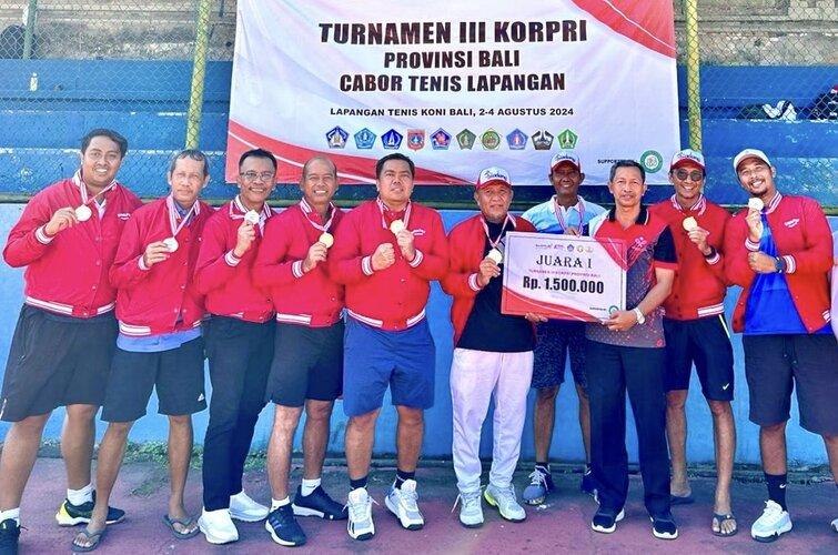 title KORPRI Badung Raih Peringkat Pertama Turnamen Tenis Lapangan Beregu KORPRI Badung Raih Peringkat Pertama Turnamen Tenis Lapangan Beregu
