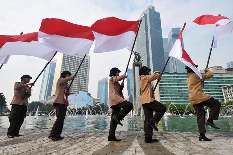 Pengibaran Bendera Merah Putih di Bundaran HI - Bagian 1