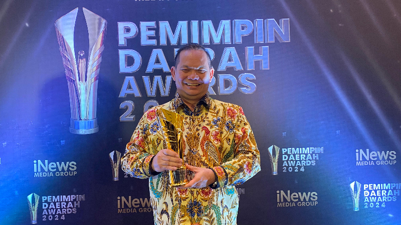 Inovasi Entaskan Kemiskinan, Elly Lasut Raih Penghargaan PDA 2024