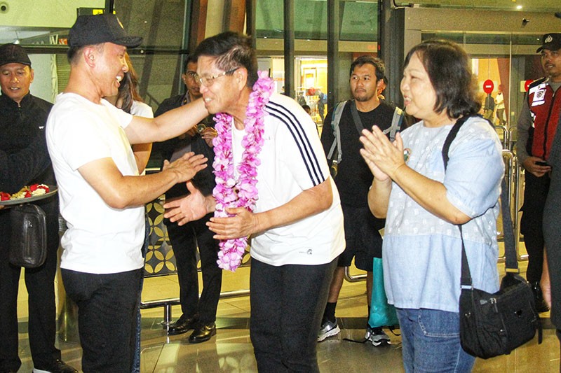 Penyambutan Royke Lumowa usai Bersepeda 20.000 Km Melintasi 45 Negara - Bagian 3