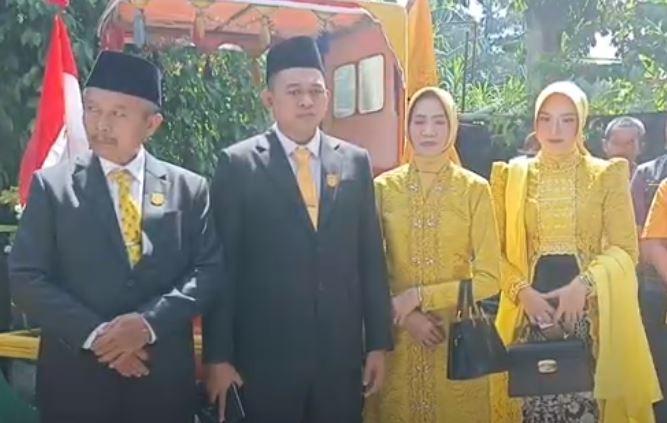 Kisah Ayah-Anak di Kendal Dilantik jadi Anggota DPRD, Siap Penuhi Aspirasi Warga 