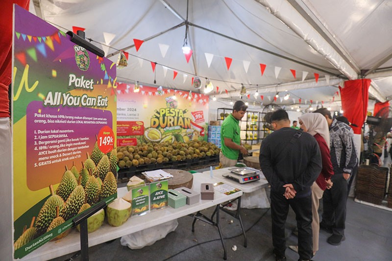 Bayar Segini Makan Durian Sepuasnya - Bagian 4