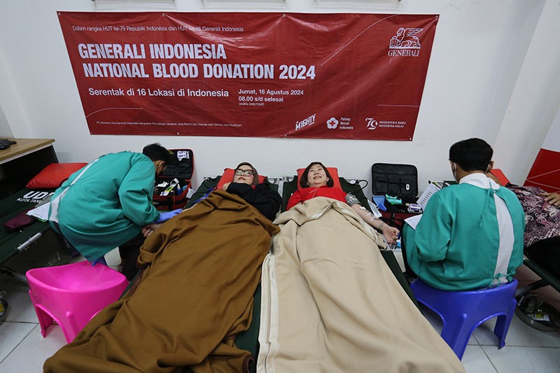 2.000 Masyarakat dan Relawan di 16 Titik Indonesia Mengikuti Donor Darah - Bagian 3