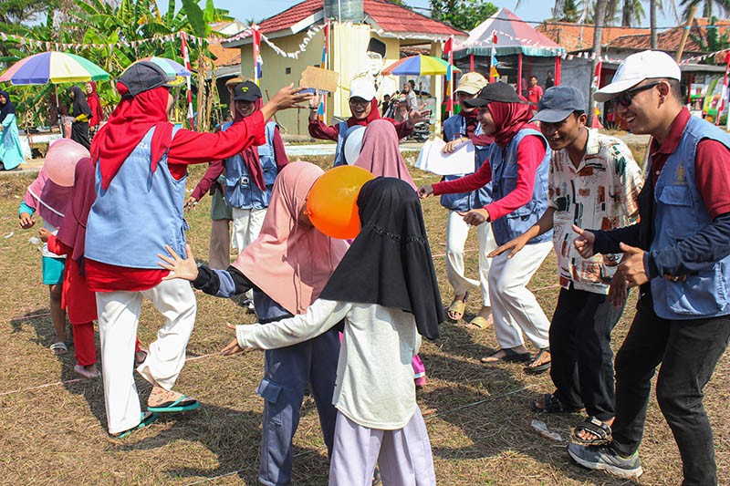 Mahasiswa KKN UIN Jakarta Sukses Gelar Rangkaian Lomba HUT RI di Desa Waliwis - Bagian 1
