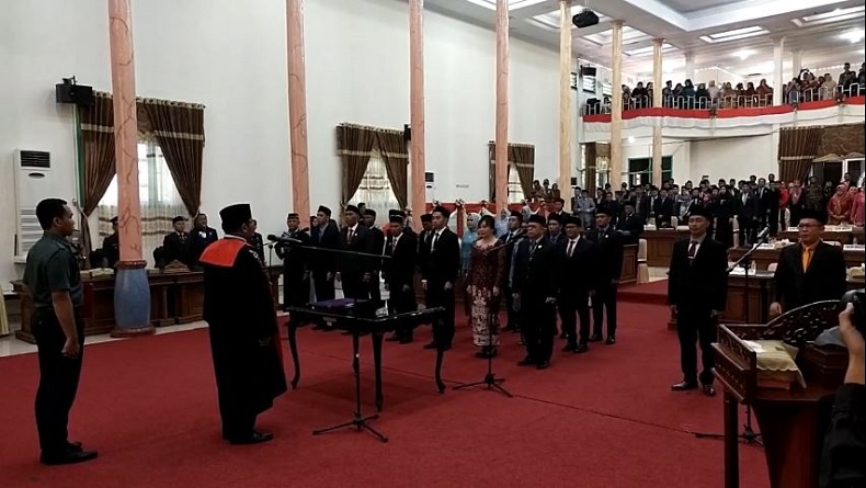 title Janji Sukardi Kader Perindo usai Dilantik jadi Anggota DPRD Sukamara Janji Sukardi Kader Perindo usai Dilantik jadi Anggota DPRD Sukamara
