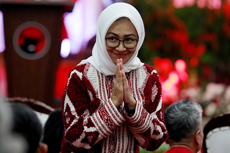 Senyum Airin Rachmi Diany Ditunjuk Megawati sebagai Calon Gubernur Banten - Bagian 1