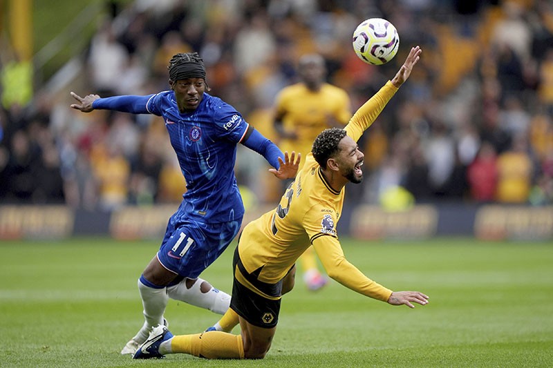 Chelsea Haus Gol, Noni Madueke Cetak Hattrick - Bagian 1
