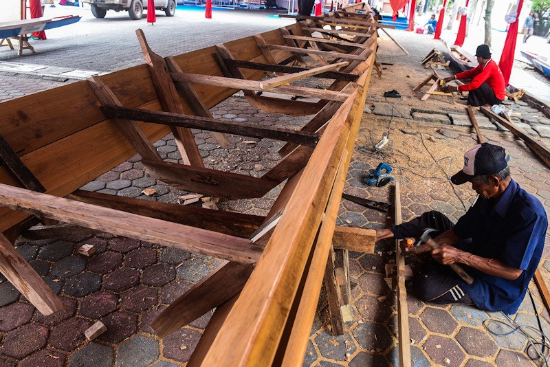 Pembuatan Perahu Bidar Tradisional - Bagian 2