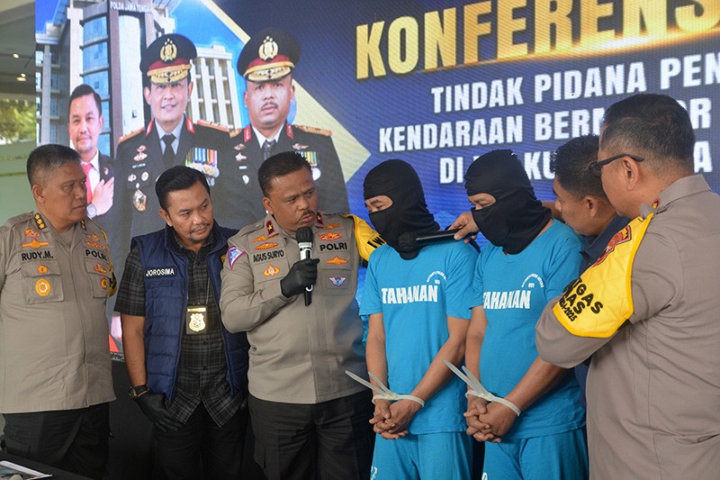 Penampakan Belasan Mobil Bodong Disita dari Sindikat Penadah - Bagian 5