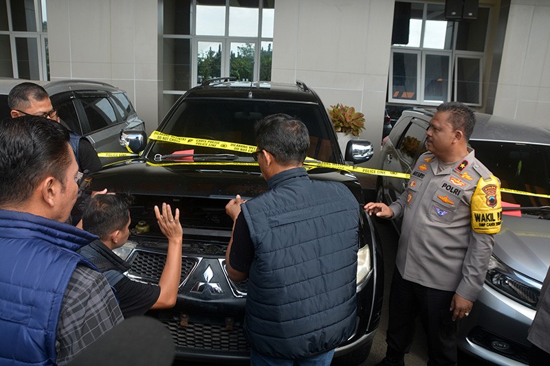 Penampakan Belasan Mobil Bodong Disita dari Sindikat Penadah - Bagian 3