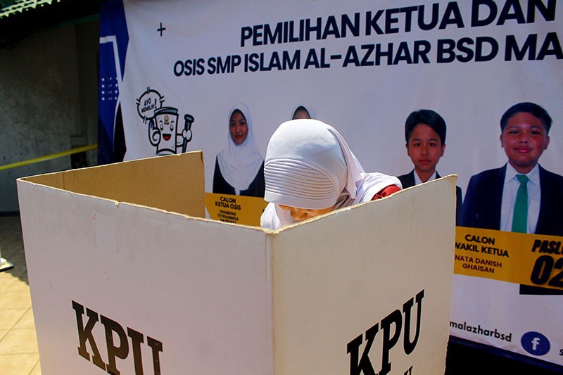 Belajar Demokrasi, Murid SMP Al-Azhar BSD Ikuti Proses Pemilu OSIS Mirip Pilpres - Bagian 2